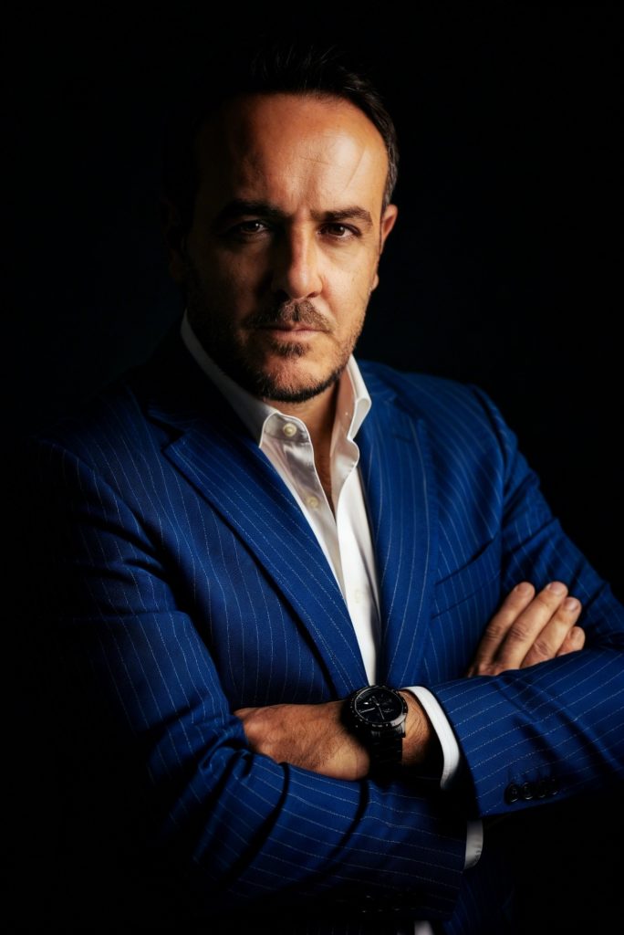 Domenico Dentamaro, fondatore di 2D Sviluppo Immobiliare, ritratto professionale di leadership nel settore immobiliare del Mezzogiorno